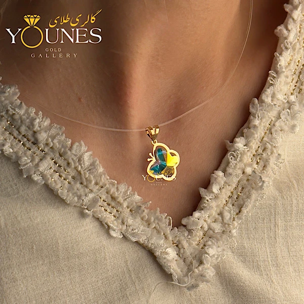 آویز سواروسکی پروانه هفت رنگ طلا